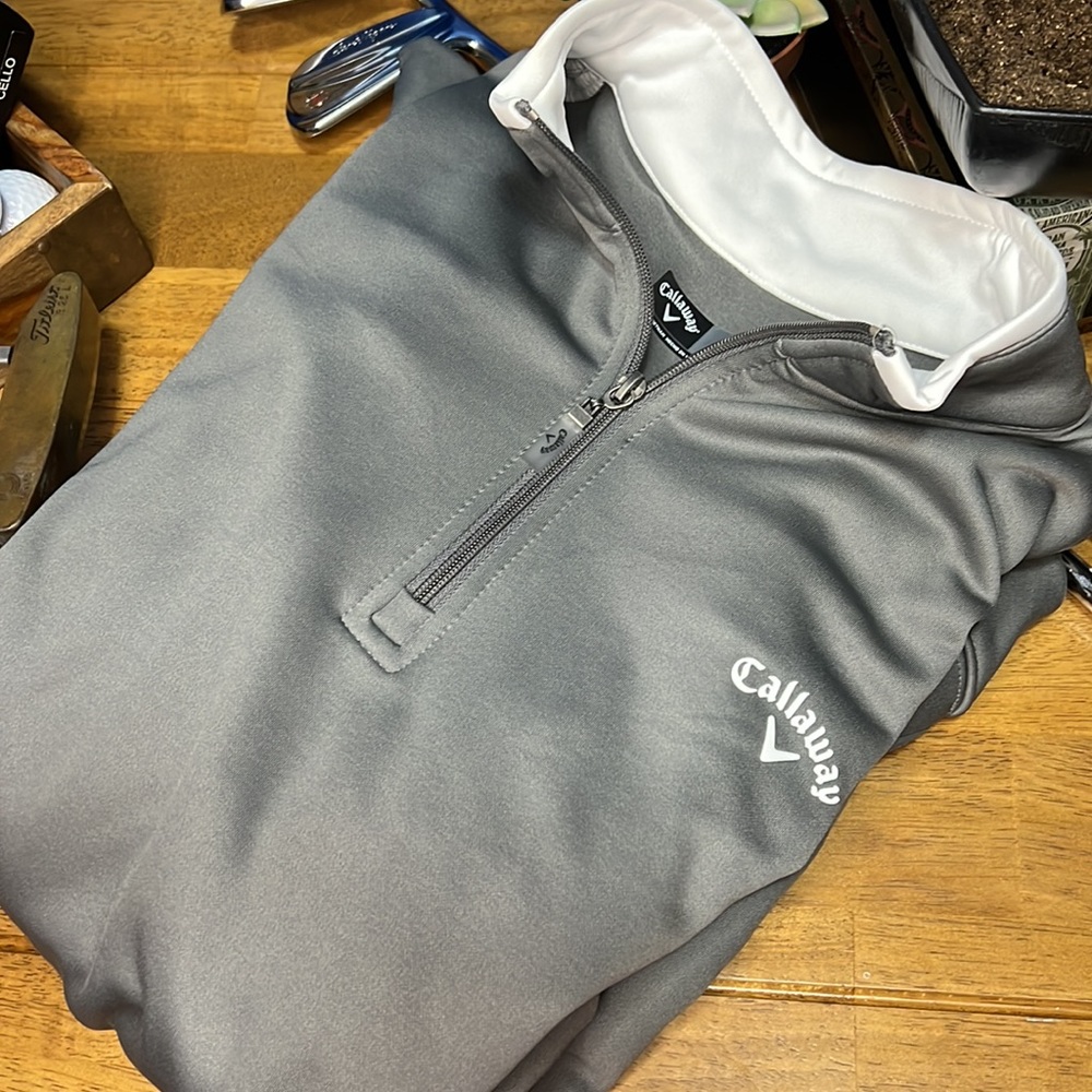 Callaway Half zip pullover golf jacket gray/white size large